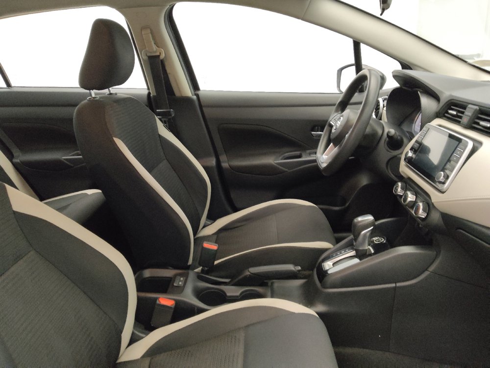Used 2021 Nissan Versa SV FWD image 21