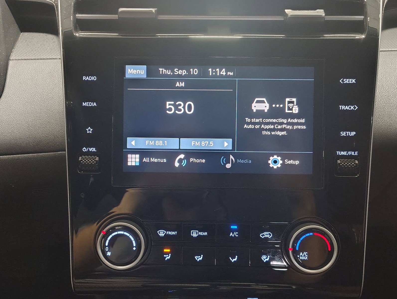 Certified 2024 Hyundai Tucson SE FWD image 3