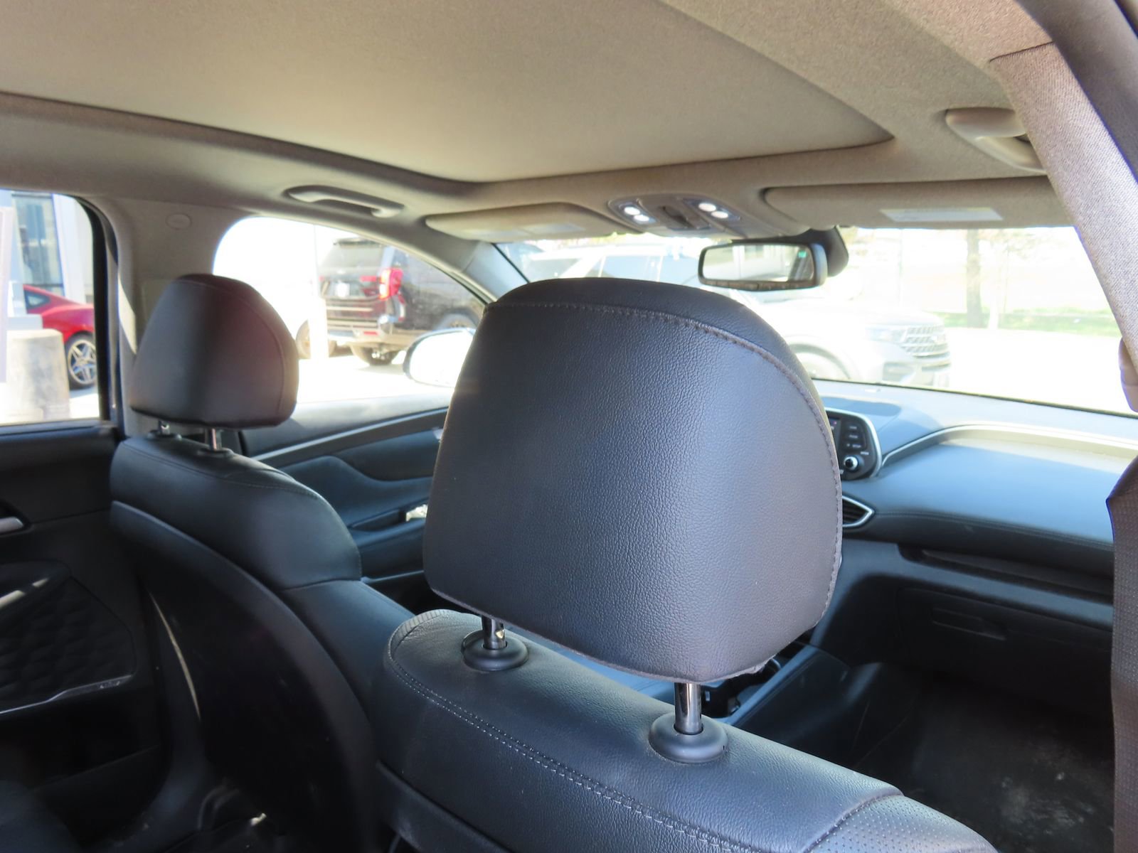 Used 2020 Hyundai Santa Fe SEL w/ Convenience + Premium Package image 32