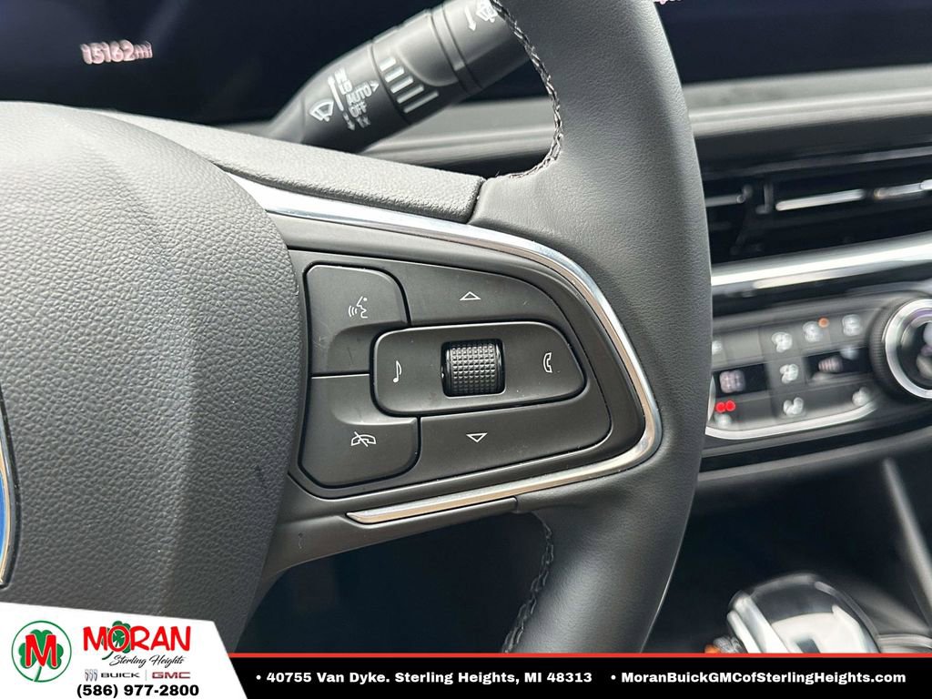 Used 2024 Buick Envista Sport Touring w/ Convenience I Package FWD image 25