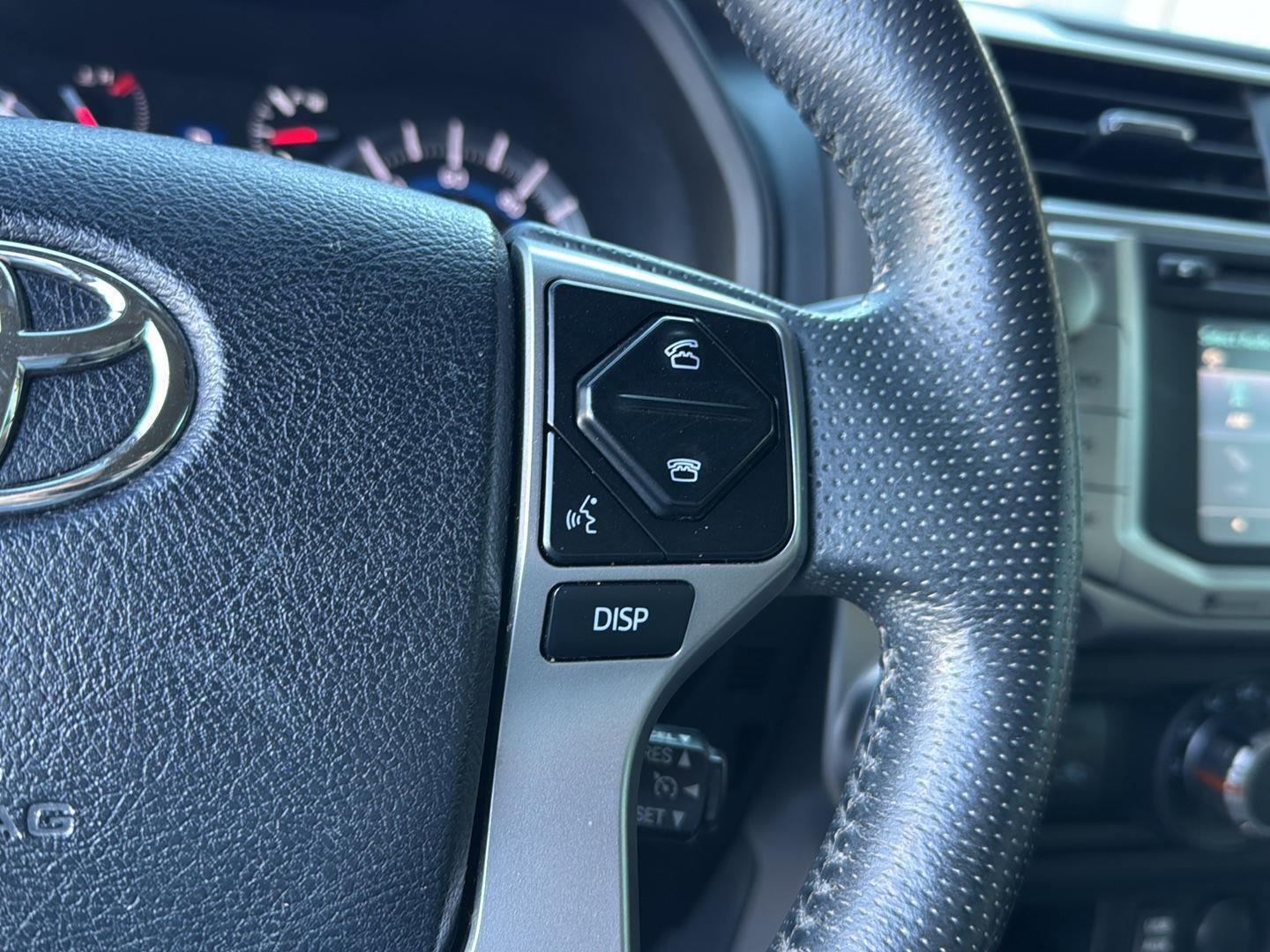 Used 2016 Toyota 4Runner SR5 image 20