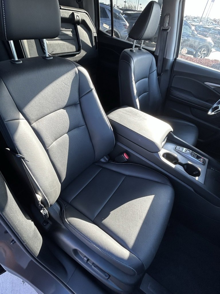 Used 2025 Honda Ridgeline RTL image 11