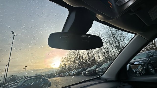 Used 2024 Chevrolet Equinox LT image 24