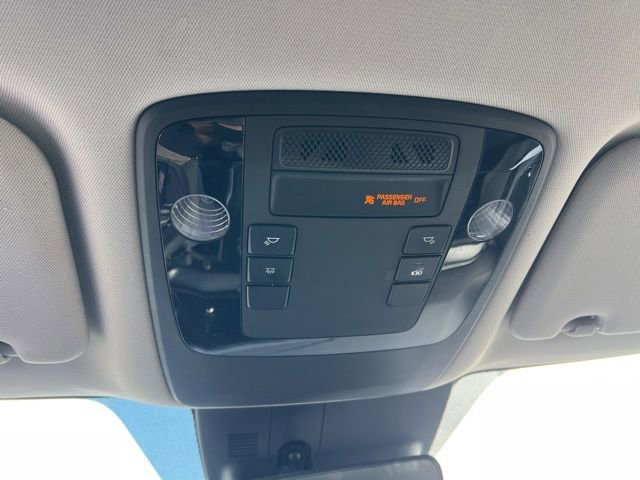 Certified 2023 Kia Carnival LX image 25