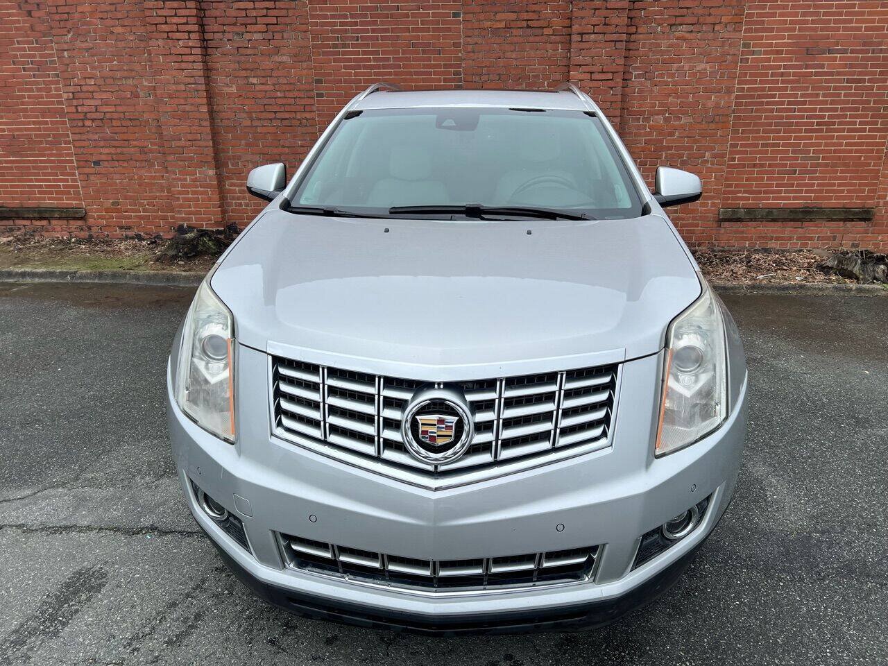 Used 2015 Cadillac SRX Performance w/ Driver Awareness Package FWD image 8