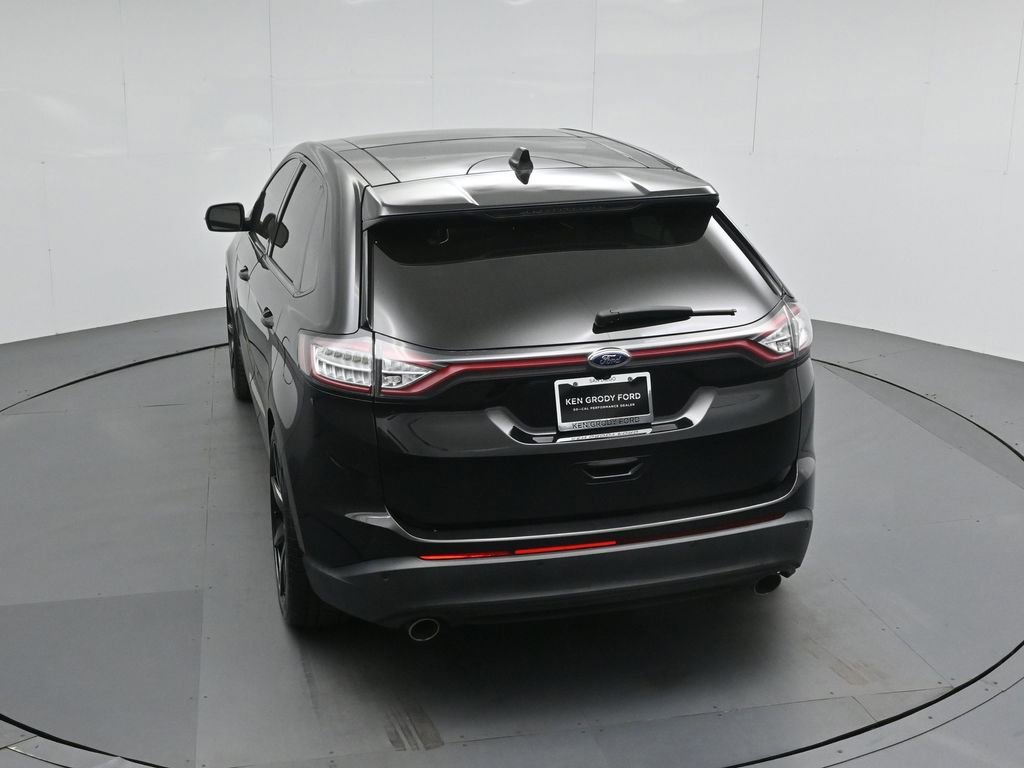 Used 2016 Ford Edge Titanium w/ Equipment Group 301A image 42