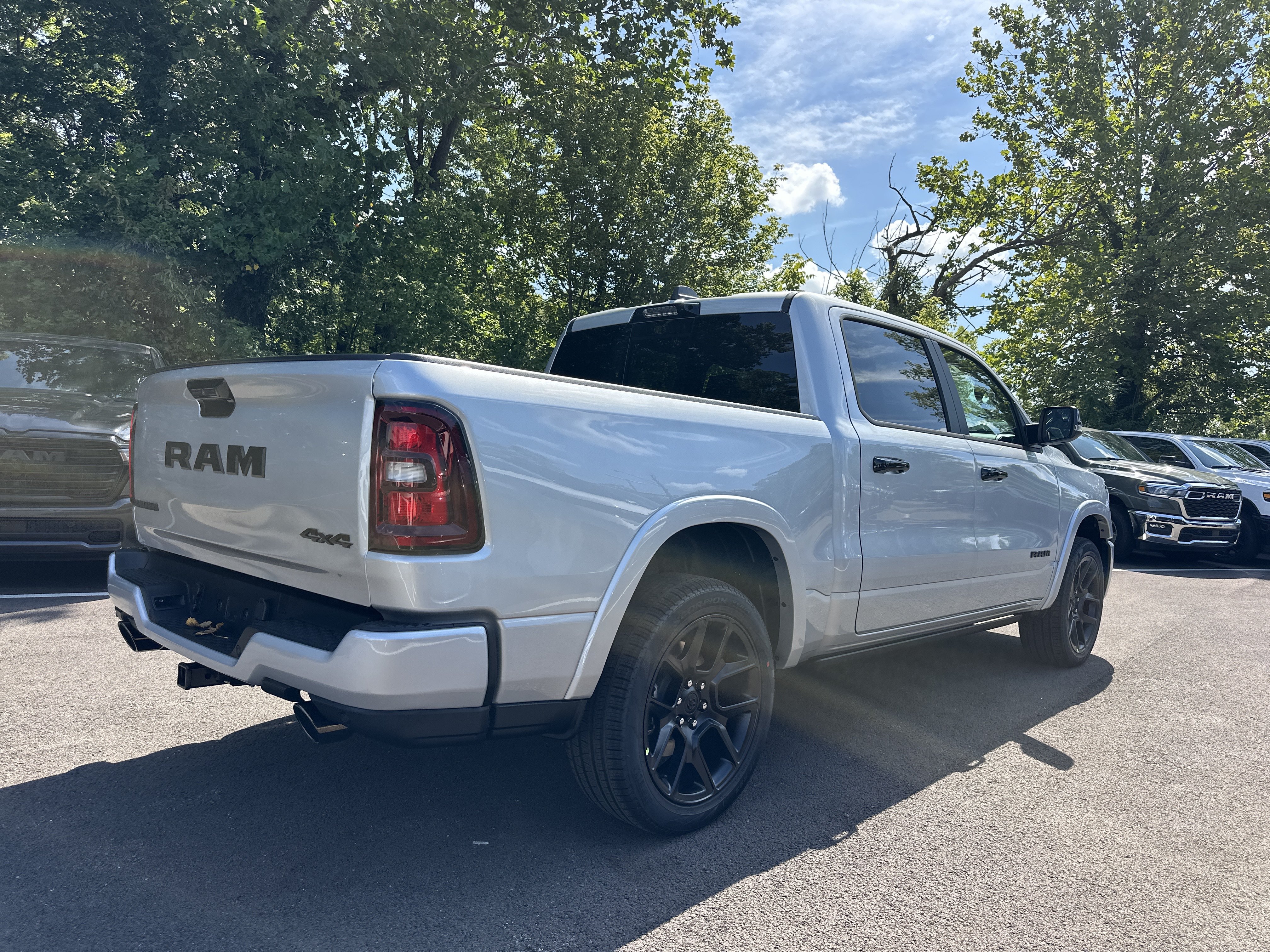 New 2027 RAM 1500 Laramie w/ Night Edition AWD/4WD image 21