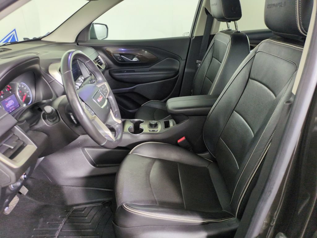 Used 2019 GMC Terrain Denali w/ LPO, Floor Liner Package FWD image 9