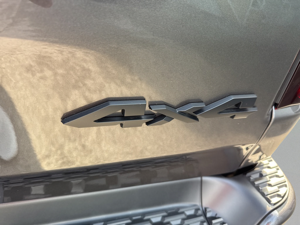 New 2026 RAM 1500 Laramie w/ Night Edition AWD/4WD image 21