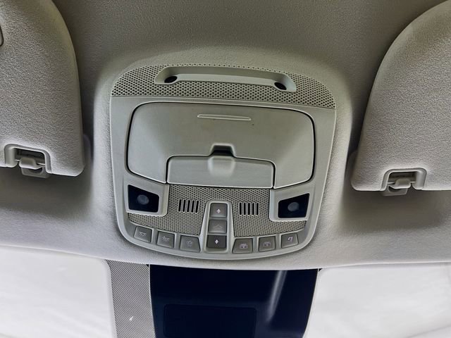 Used 2020 Lincoln Navigator Black Label w/ Cargo Convenience Package image 19