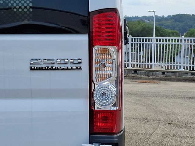 Used 2025 RAM ProMaster 2500 w/ U-Haul Equipment Group FWD image 14