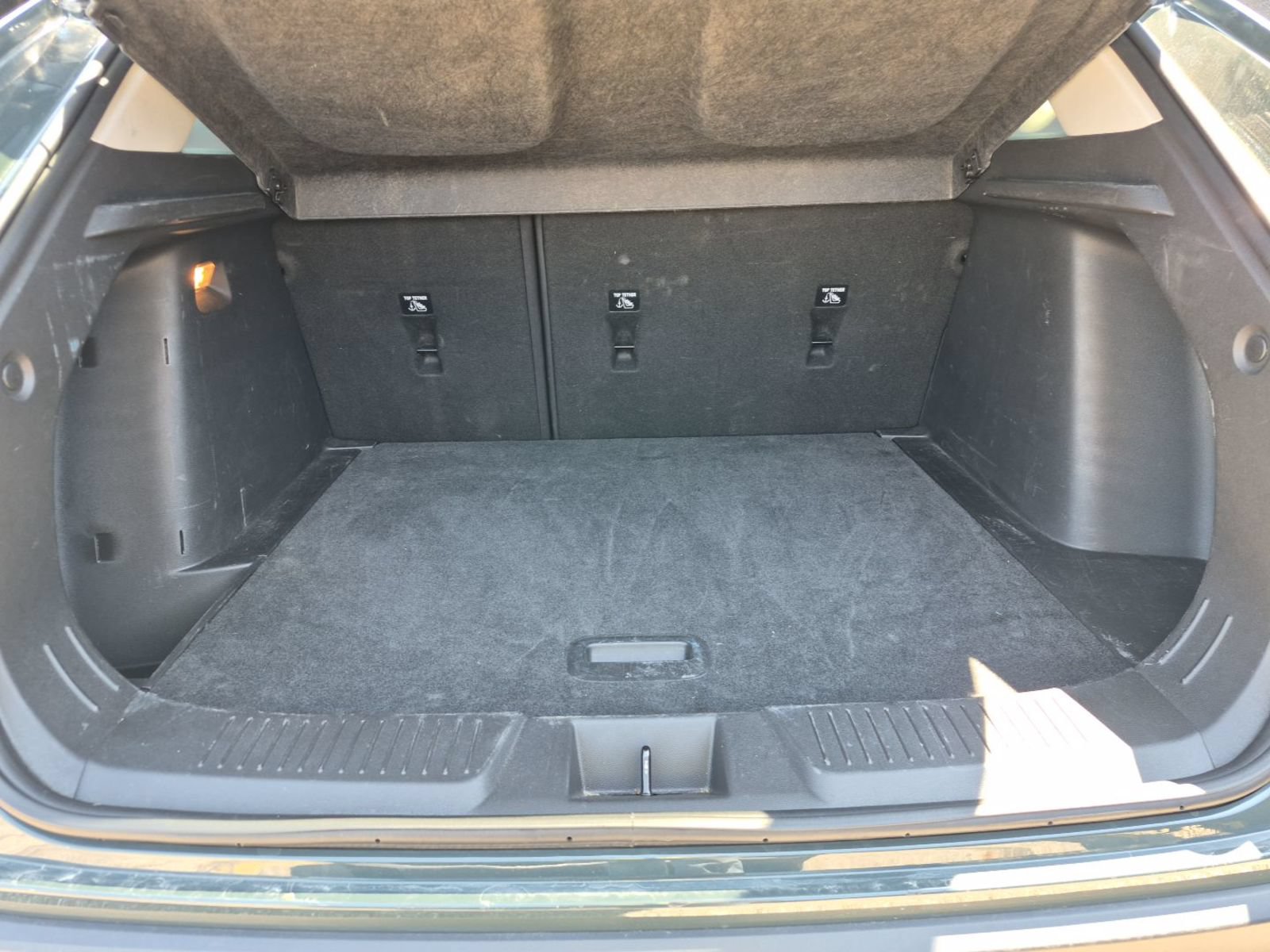 Used 2025 Chevrolet Trax LT FWD image 16