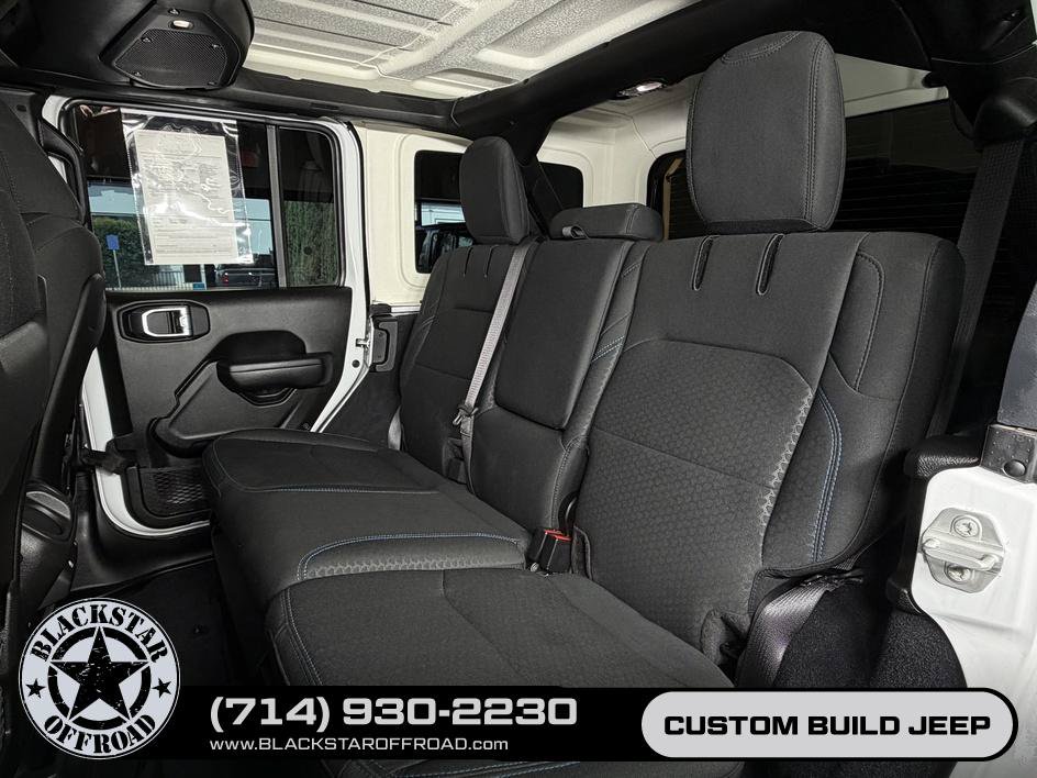 Used 2024 Jeep Wrangler Unlimited Rubicon 4xe AWD/4WD image 19