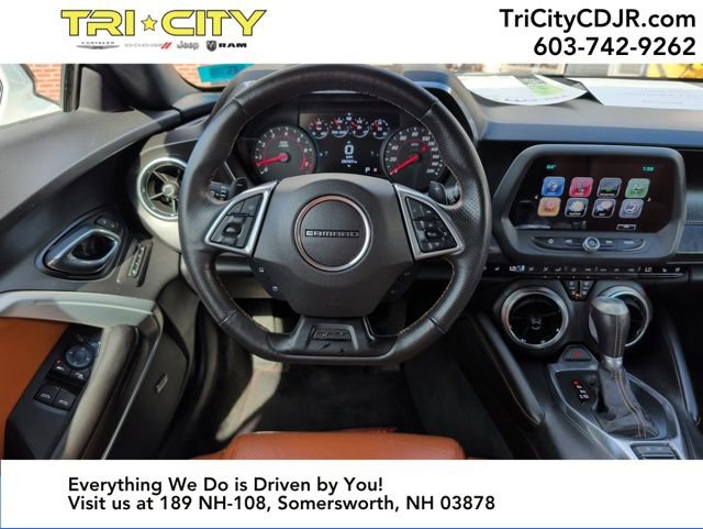 Used 2017 Chevrolet Camaro SS image 18