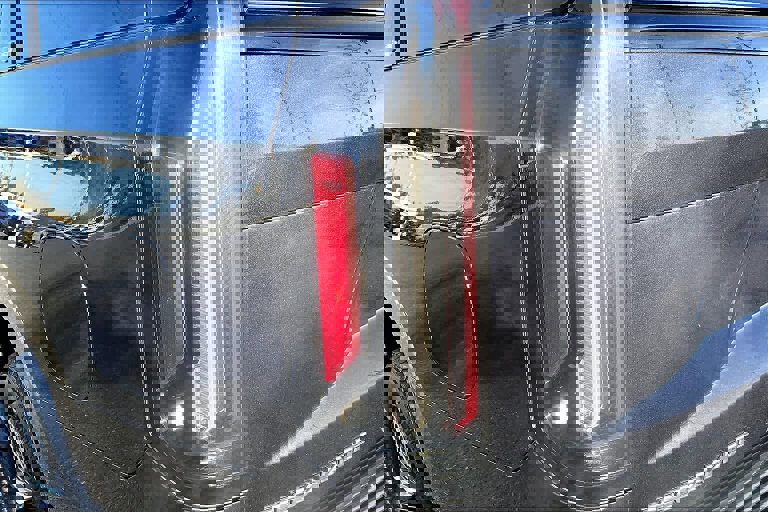 Used 2023 Cadillac Escalade Sport image 32