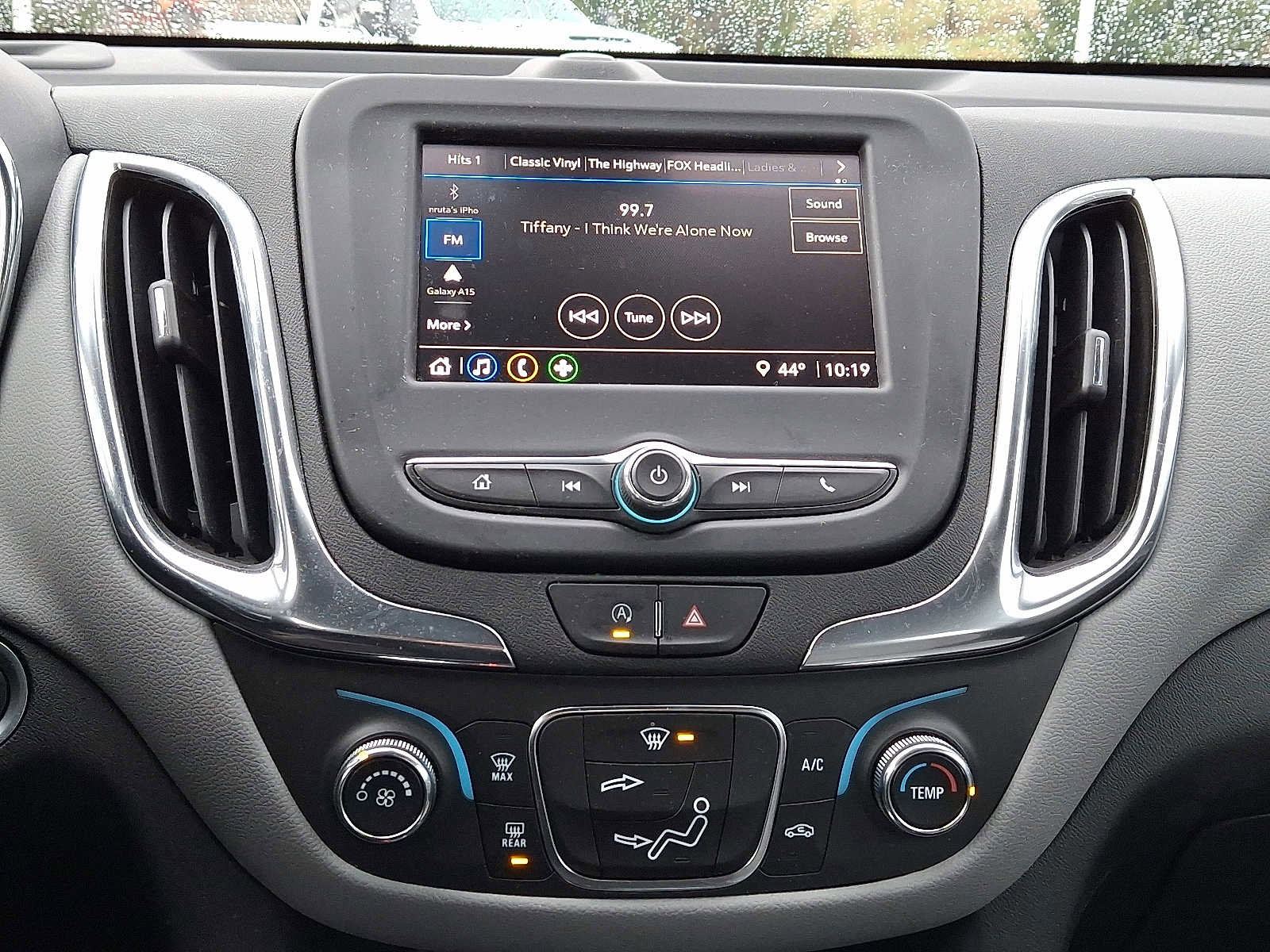 Used 2023 Chevrolet Equinox LS w/ Sport Edition image 15