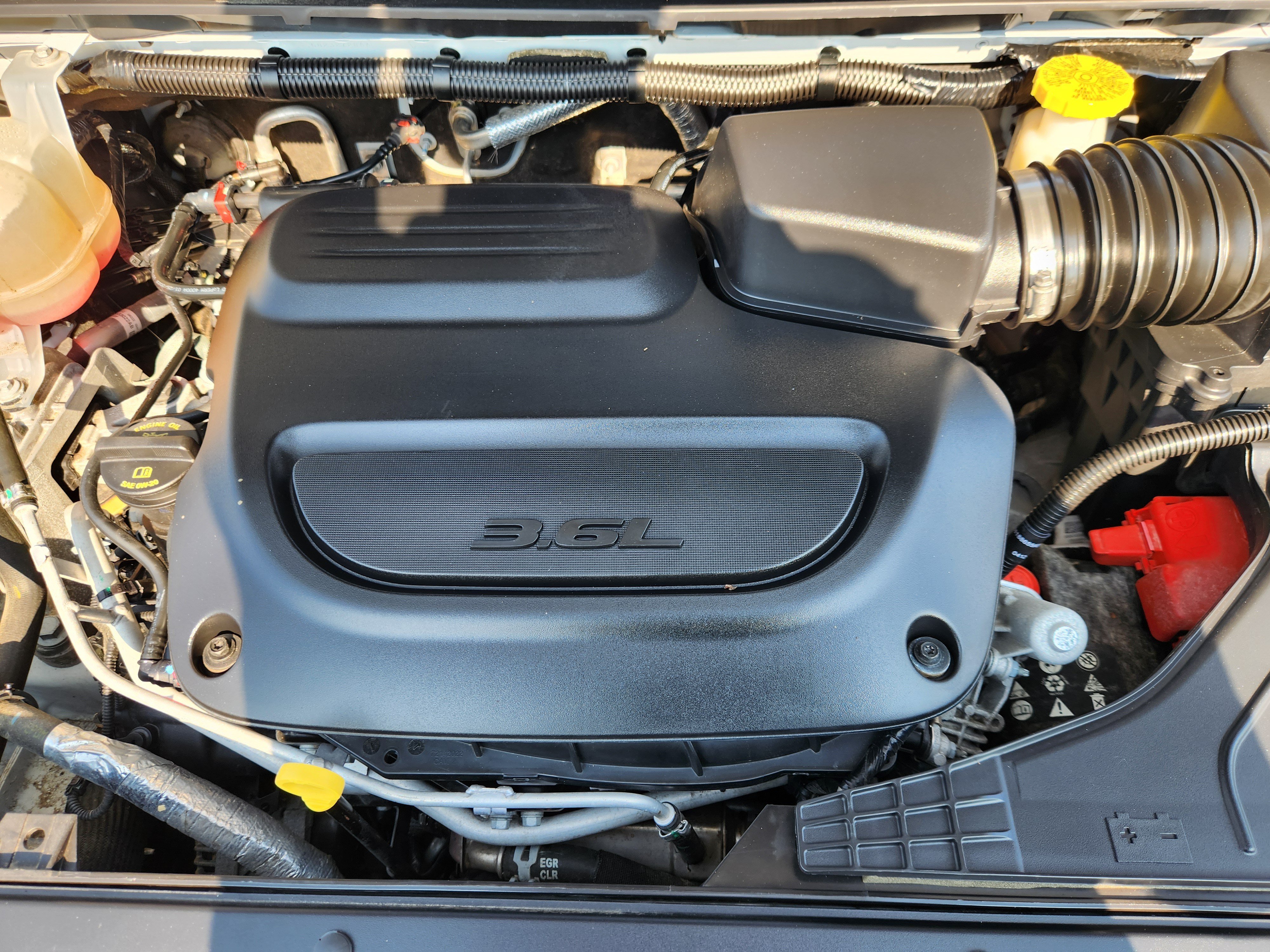Used 2022 Chrysler Pacifica Touring-L FWD image 18
