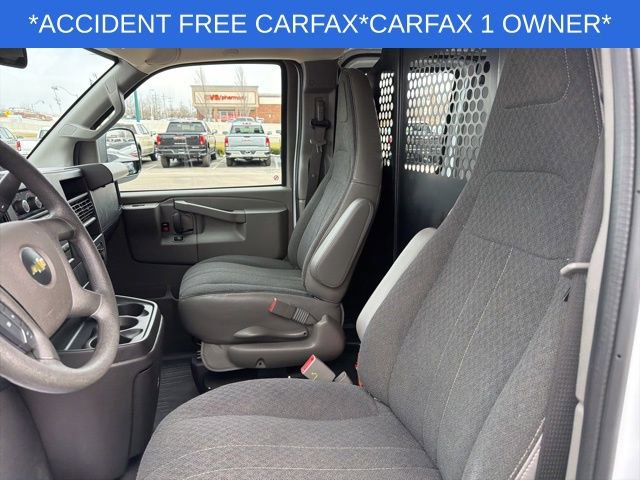 Used 2024 Chevrolet Express 2500 w/ Driver Convenience Package image 23