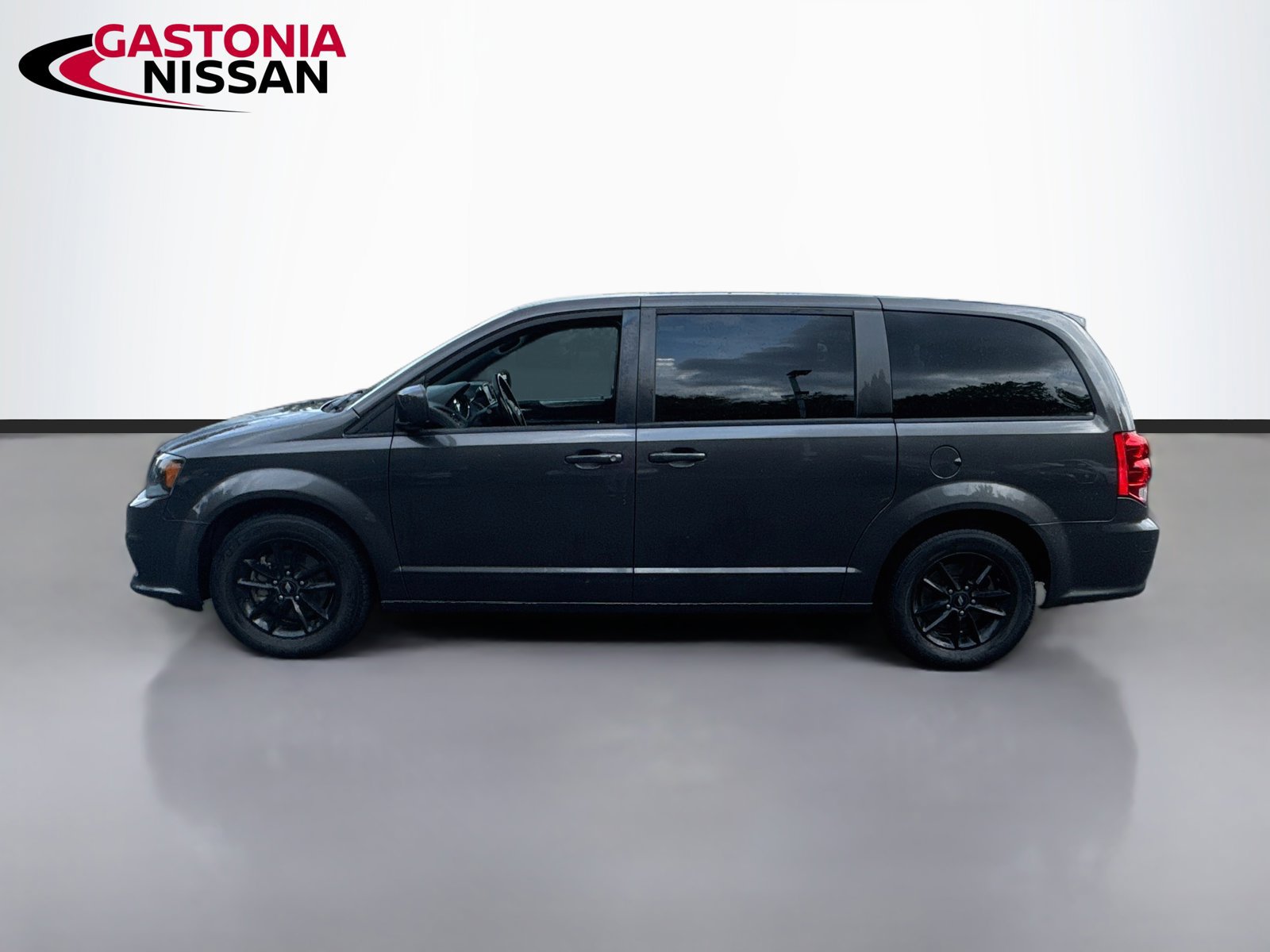 Used 2019 Dodge Grand Caravan GT FWD image 5