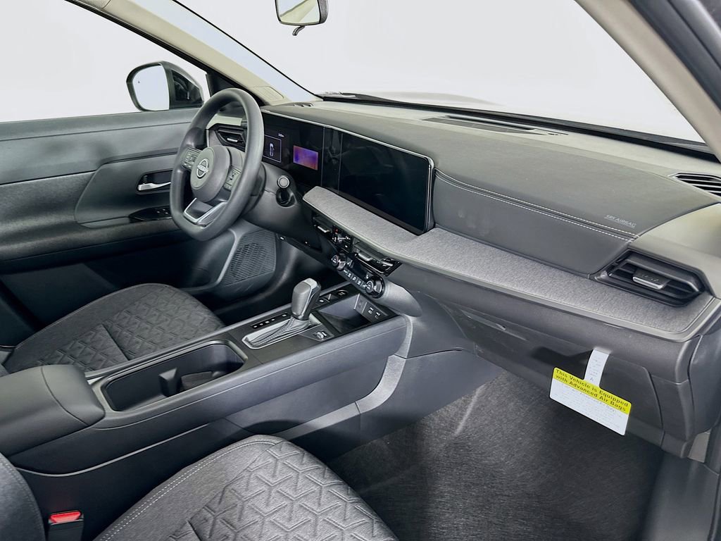 New 2026 Nissan Kicks SV w/ SV Premium Package image 36