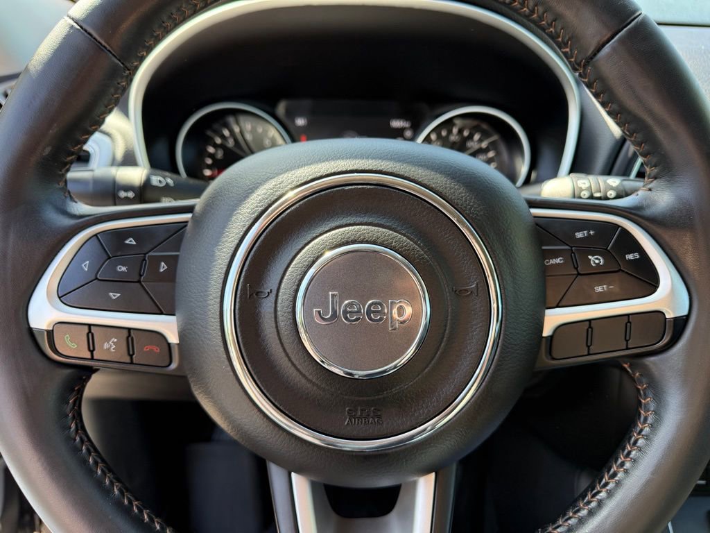 Used 2018 Jeep Compass Latitude w/ Popular Equipment Group FWD image 33