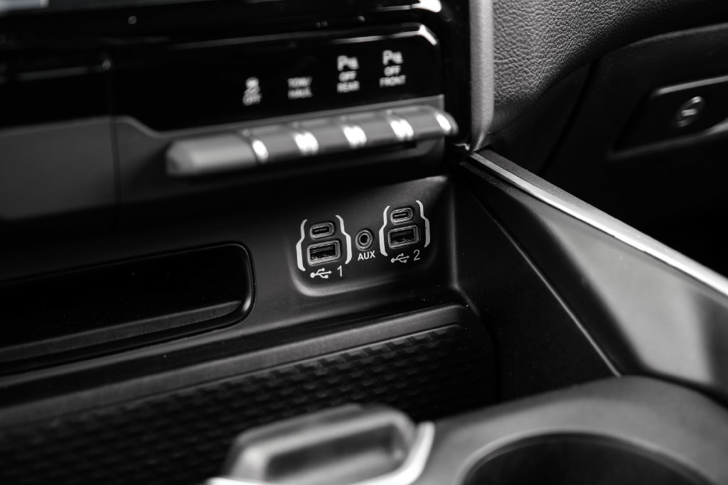 Used 2023 RAM 1500 Big Horn AWD/4WD image 34
