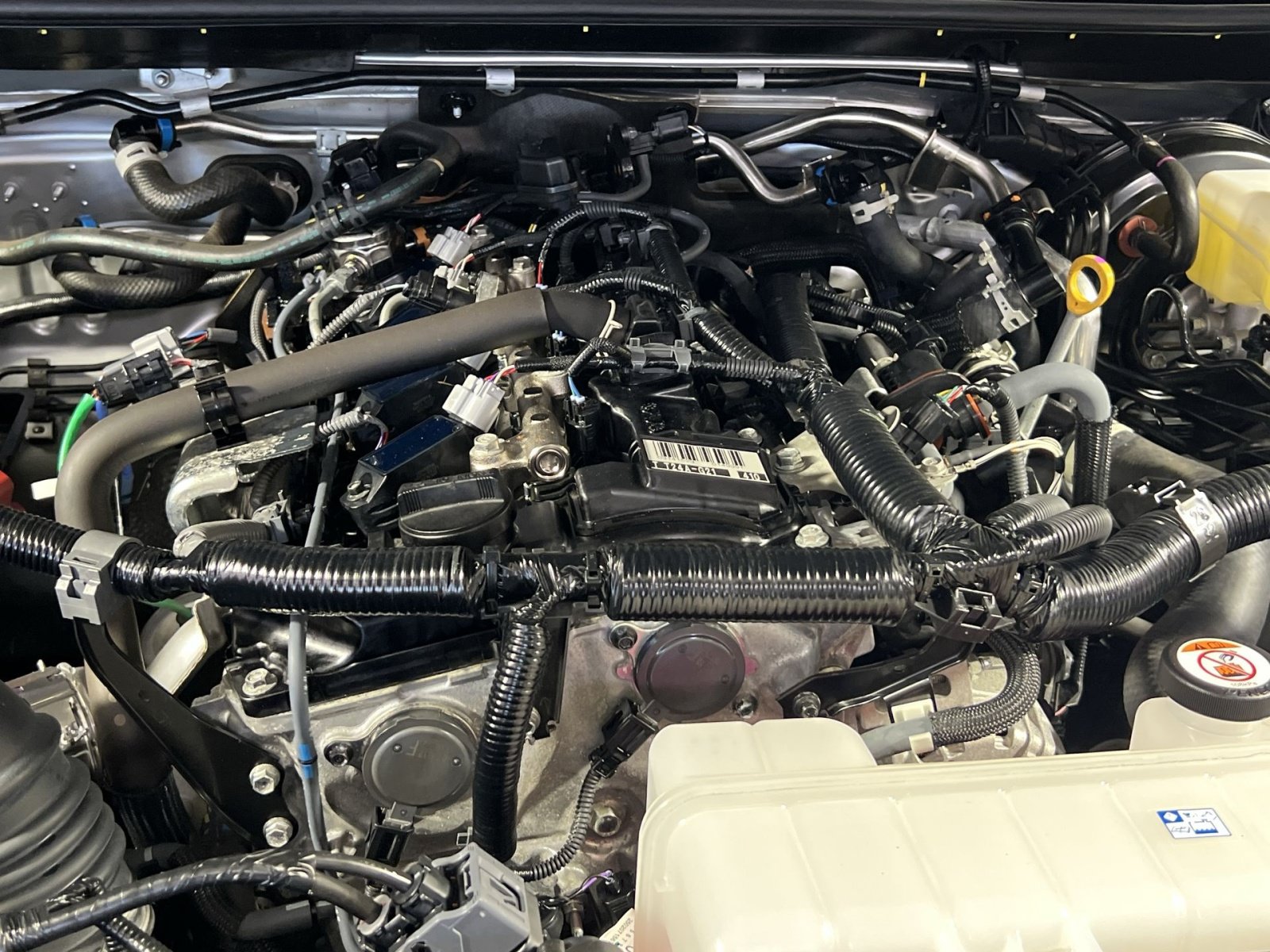 Used 2025 Toyota 4Runner SR5 AWD/4WD image 29