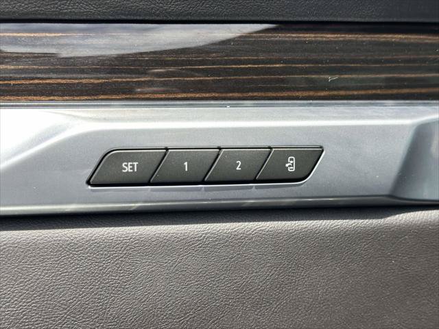 Used 2026 Cadillac Escalade ESV 4WD w/ LPO, Floor Liner Package image 18