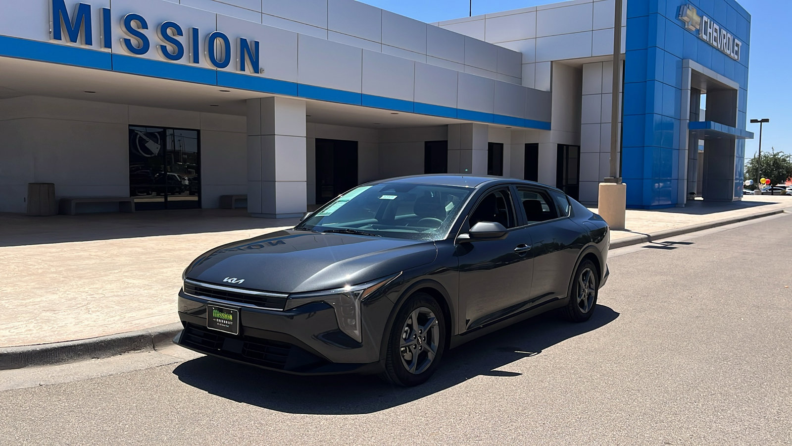 Used 2025 Kia K4 FWD image 3