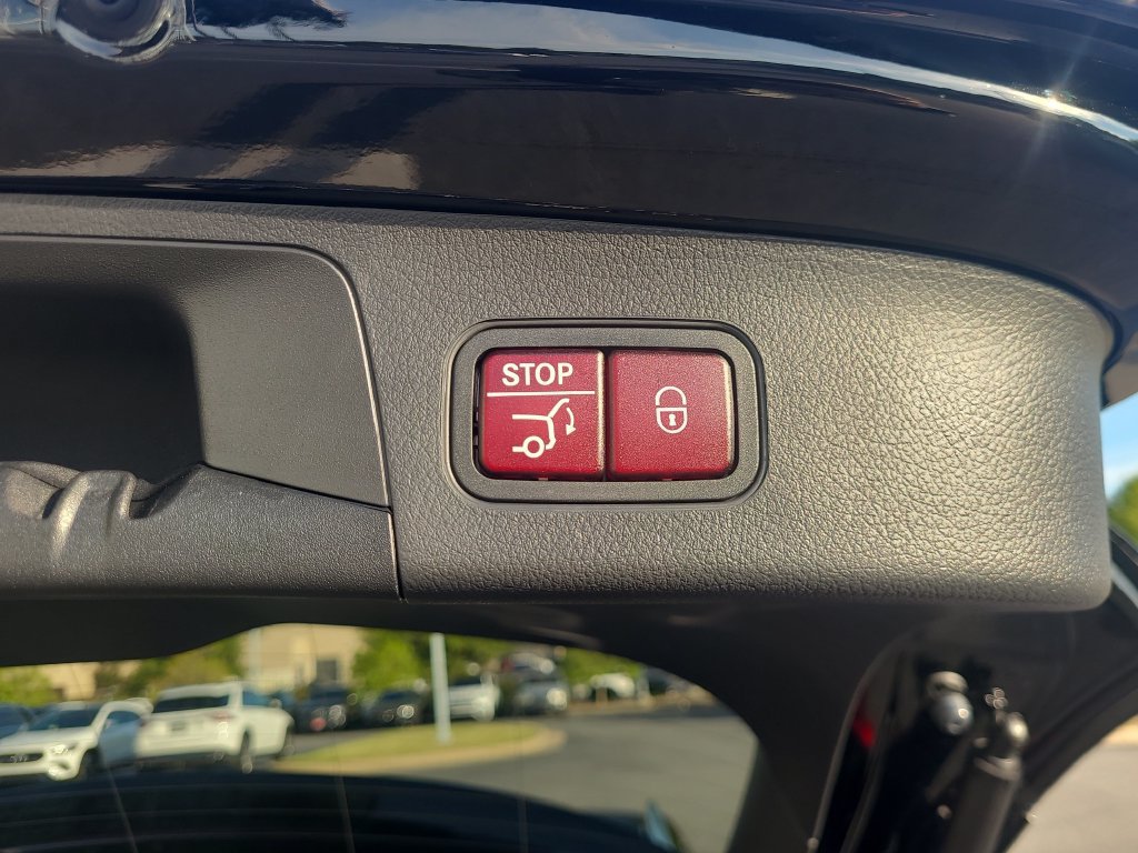 Certified 2026 Mercedes-Benz GLA 250 4MATIC image 16