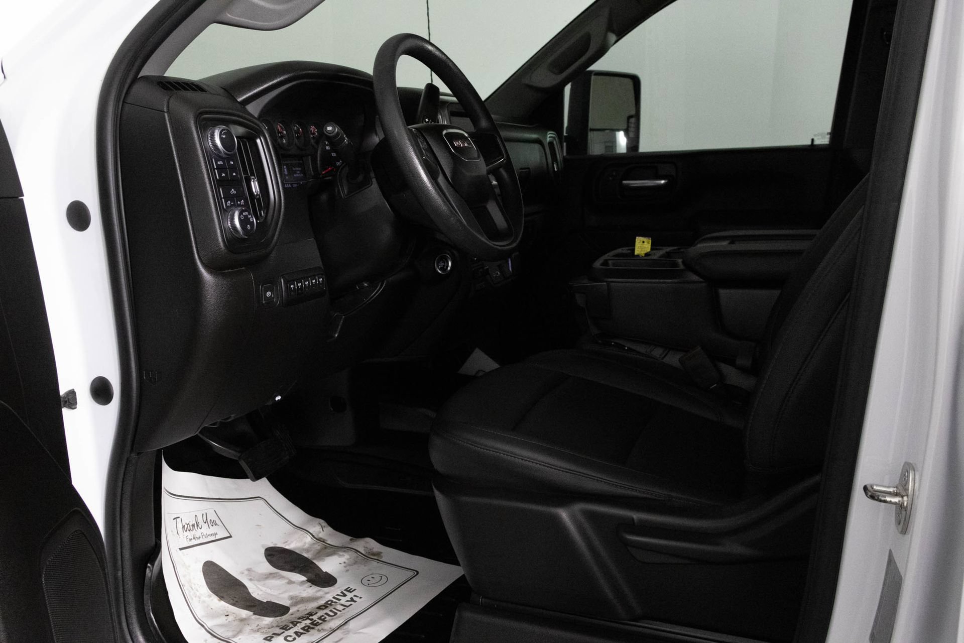 Used 2024 GMC Sierra 2500 Pro w/ Convenience Package AWD/4WD image 18