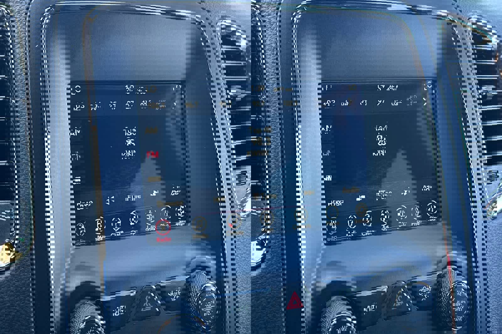 Used 2019 Dodge Durango GT w/ Blacktop Package image 18