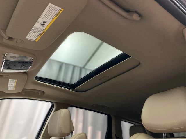 Used 2012 Jeep Grand Cherokee Limited w/ Trailer Tow Group IV image 25