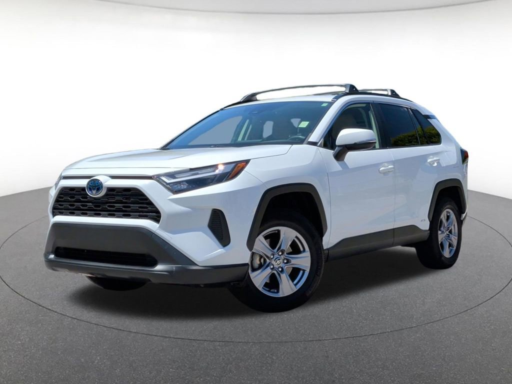 Used 2022 Toyota RAV4 XLE AWD/4WD video 1