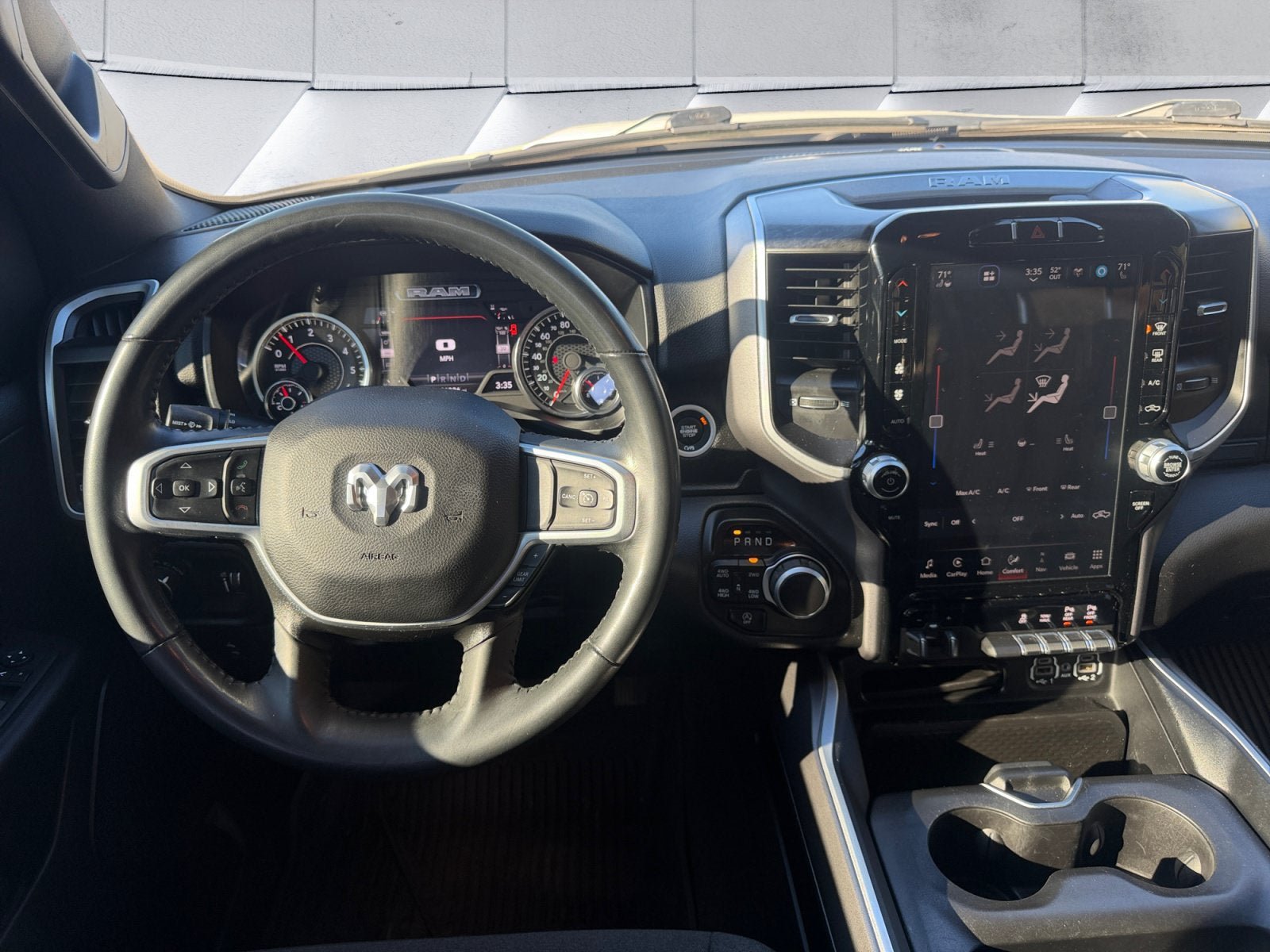 Used 2023 RAM 1500 Big Horn AWD/4WD image 10