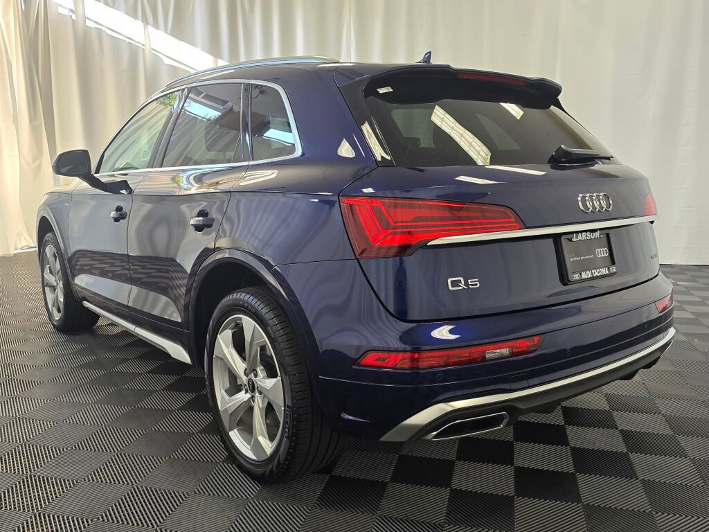 Certified 2025 Audi Q5 2.0T Premium Plus image 4