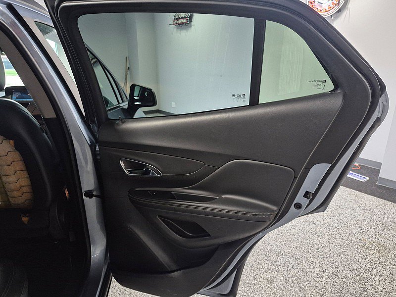 Used 2013 Buick Encore Convenience FWD image 4