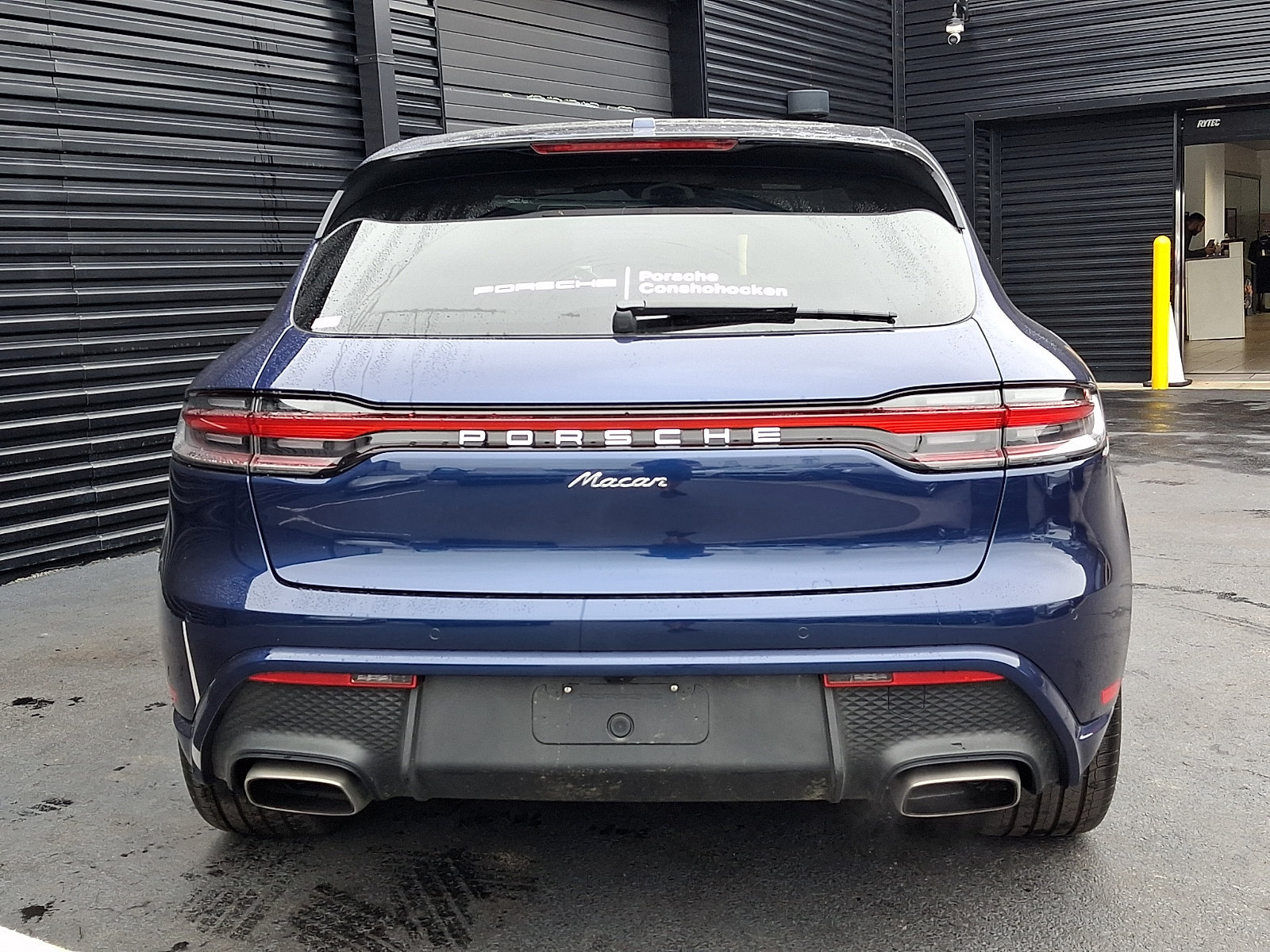 Certified 2026 Porsche Macan AWD/4WD image 6