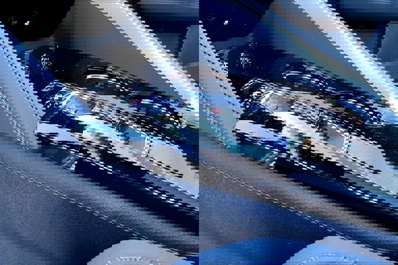 Used 2025 Audi Q5 Premium Plus w/ Premium Plus image 16