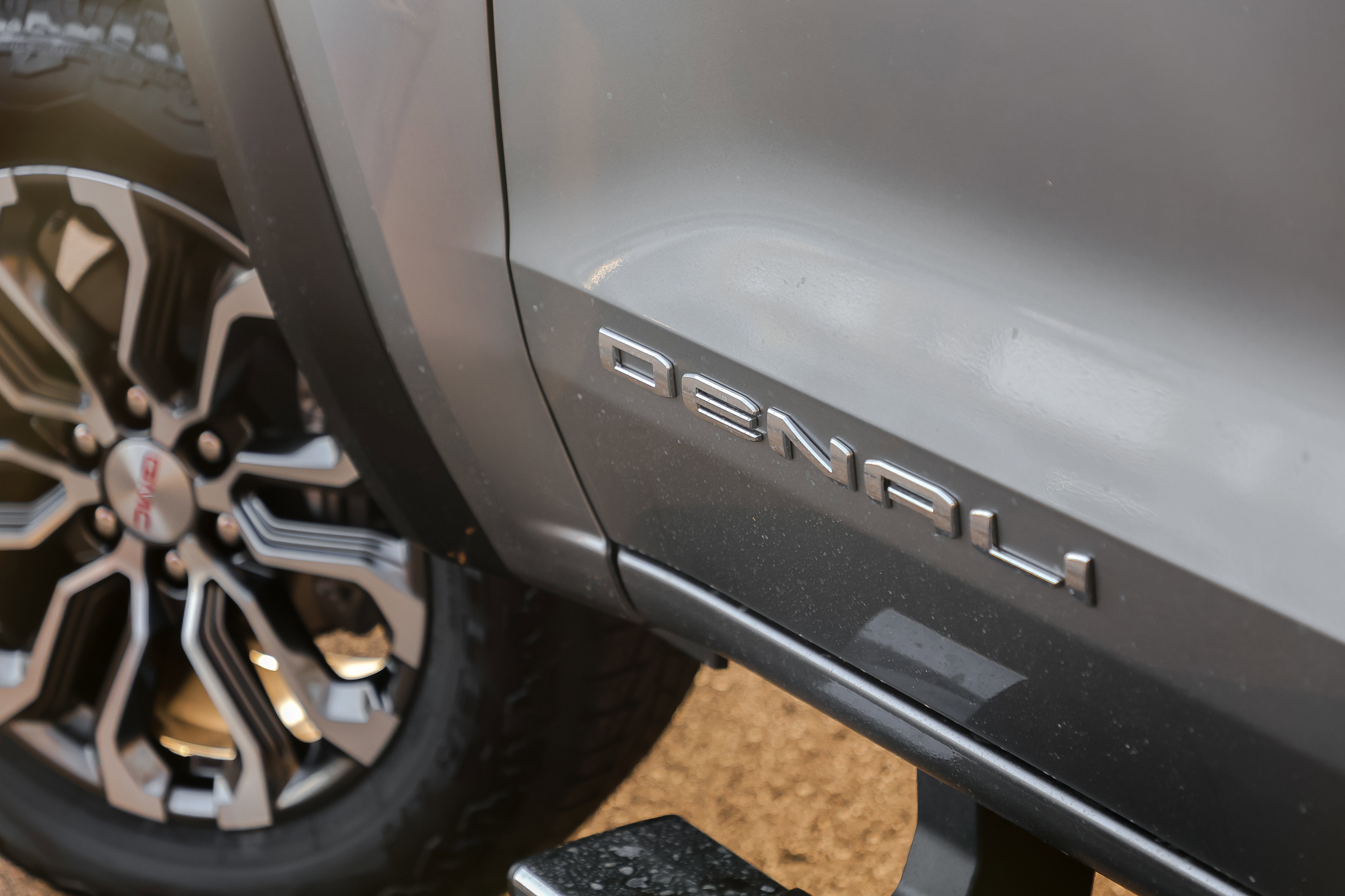 New 2026 GMC Canyon Denali image 5