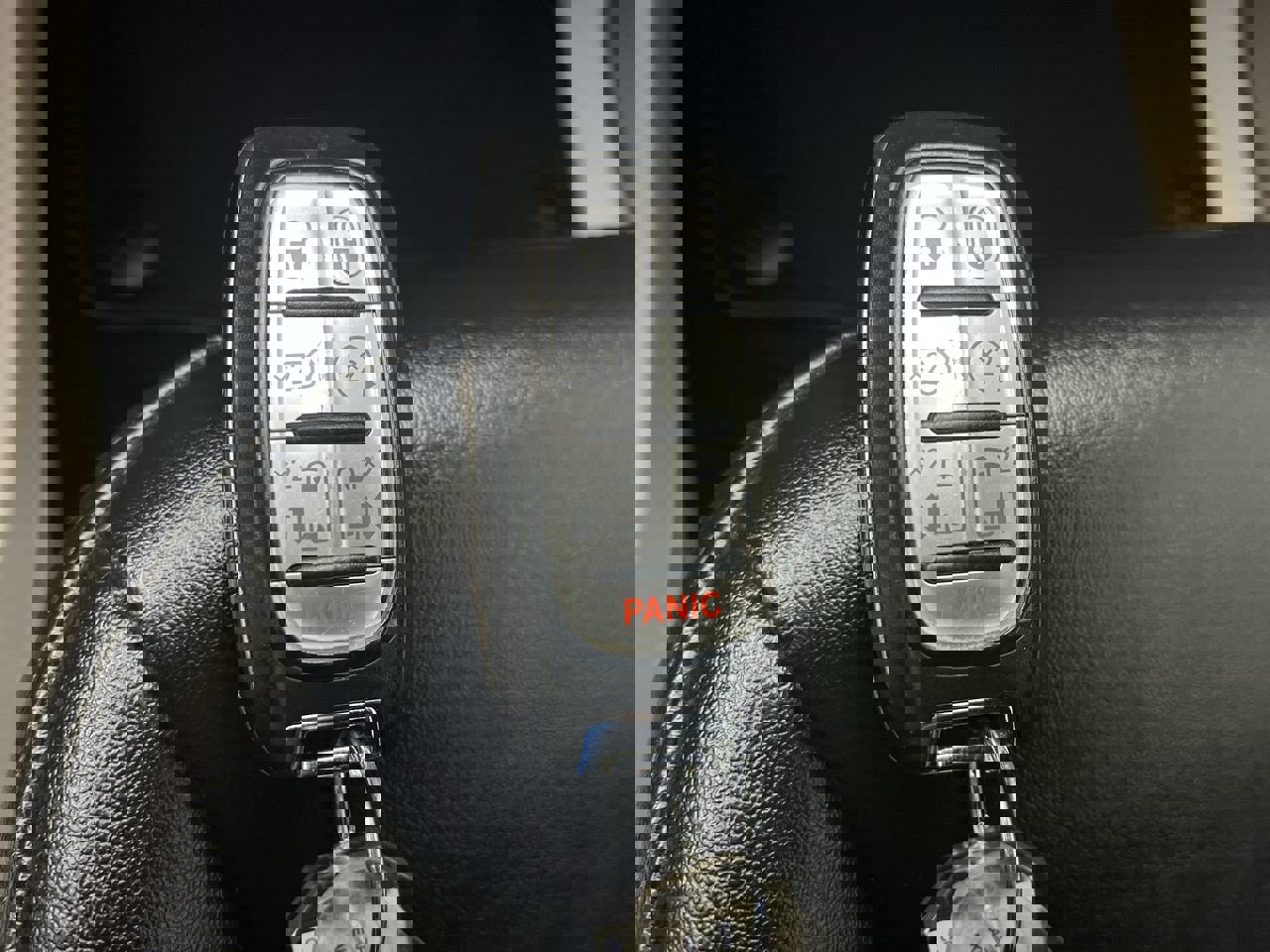 Used 2024 Chrysler Pacifica Touring-L image 26