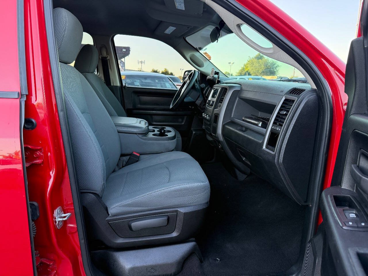 Used 2014 RAM 1500 Express AWD/4WD image 14