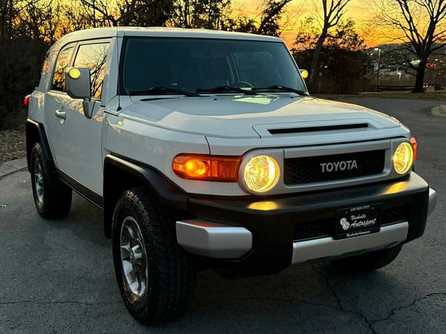 Used 2011 Toyota FJ Cruiser 4WD image 13