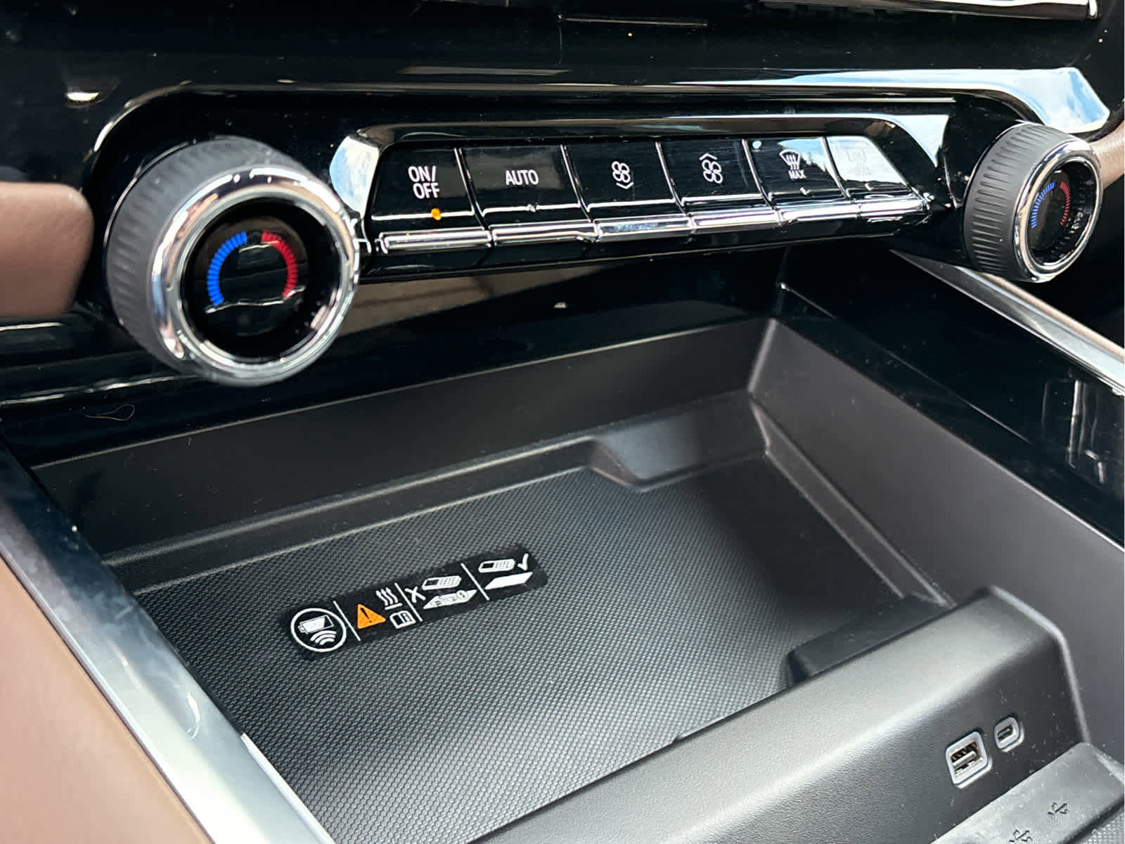 Certified 2025 Chevrolet Tahoe High Country image 19