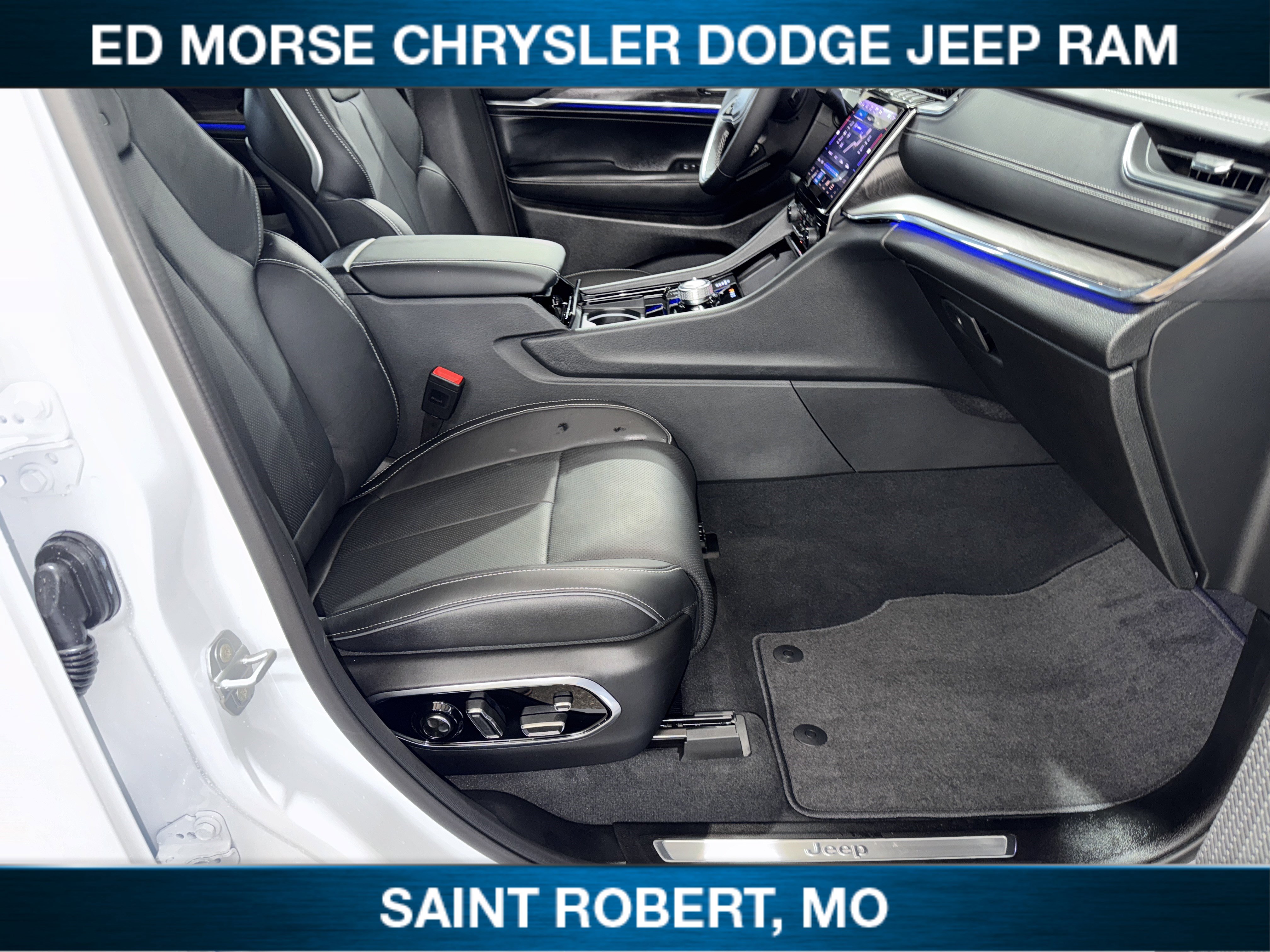 New 2025 Jeep Grand Cherokee L Overland w/ Luxury Tech Group IV image 37