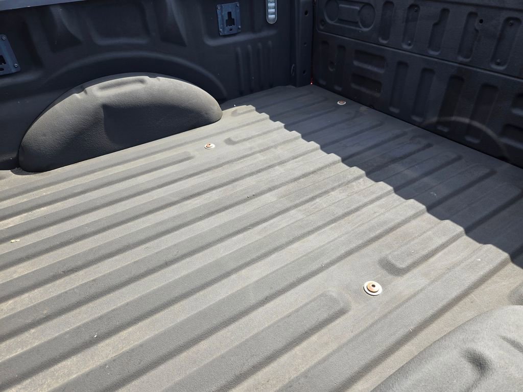 Used 2015 Ford F150 XLT w/ Equipment Group 302A Luxury image 19