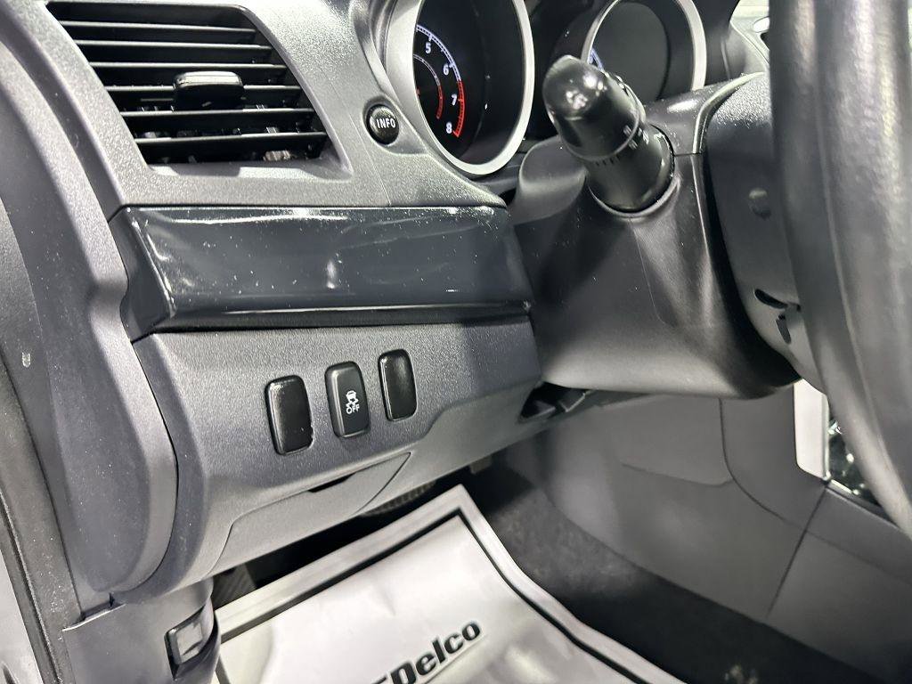 Used 2017 Mitsubishi Lancer ES AWD/4WD image 13
