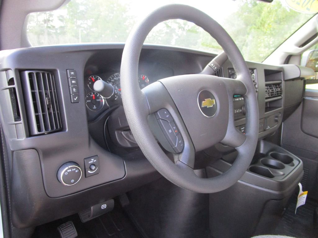 New 2025 Chevrolet Express 2500 w/ Driver Convenience Package RWD image 23