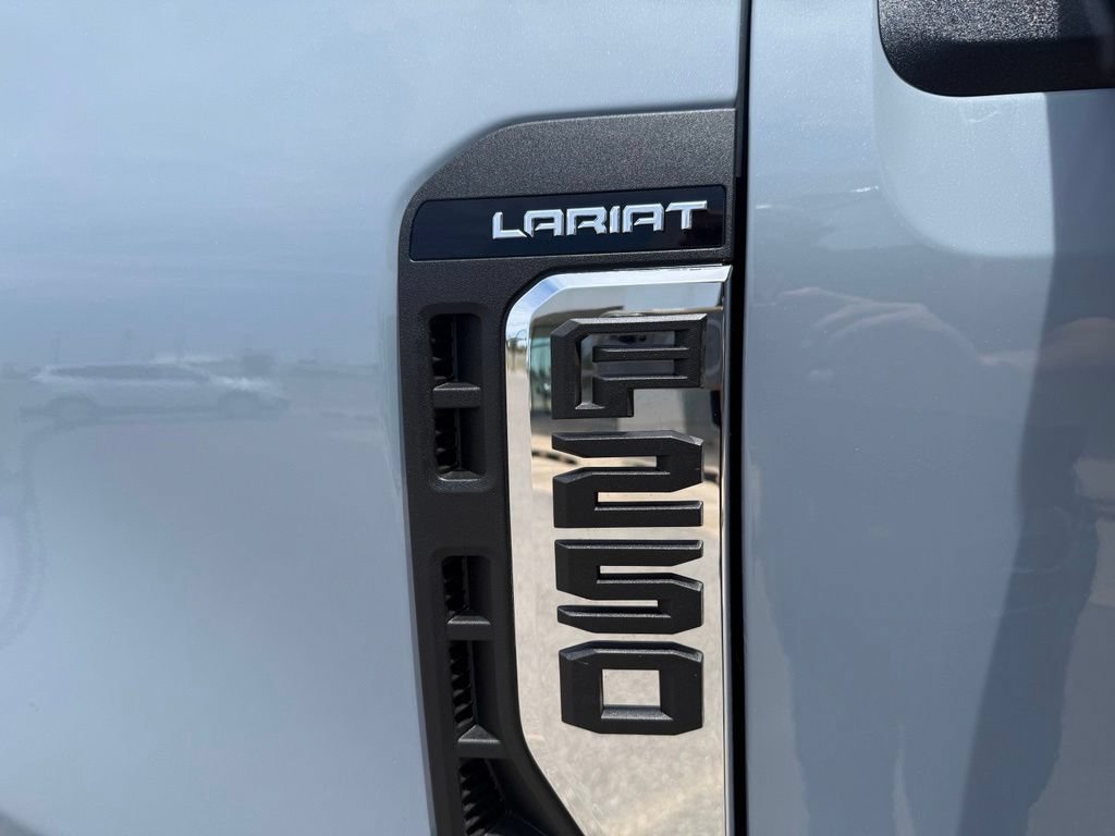 New 2026 Ford F250 Lariat w/ Tremor Off-Road Package AWD/4WD image 16