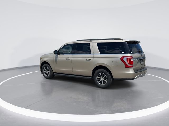 Used 2018 Ford Expedition Max XLT w/ Equipment Group 201A AWD/4WD image 4